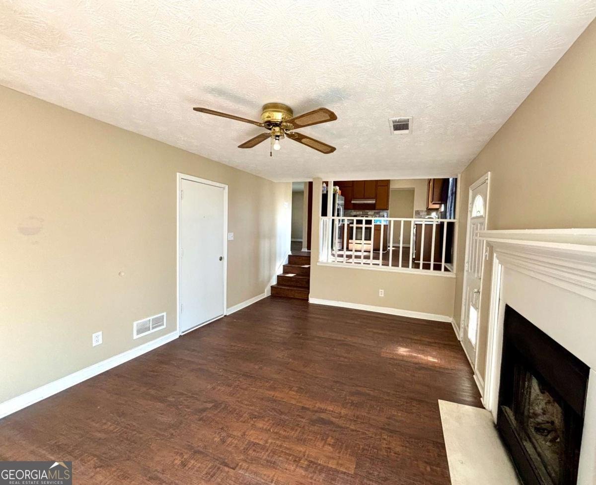 635 Catrina Court Stone Mountain - Photo 6