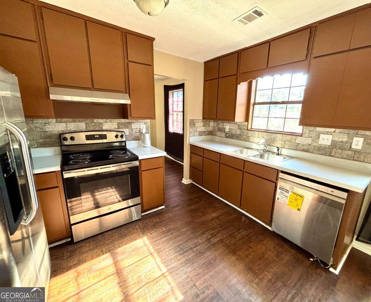 635 Catrina Court Stone Mountain - Photo 7