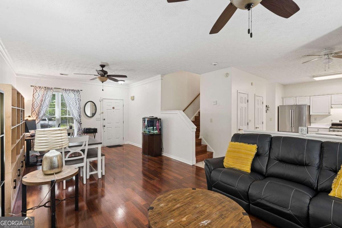 643 Ives Way Lilburn - Photo 7
