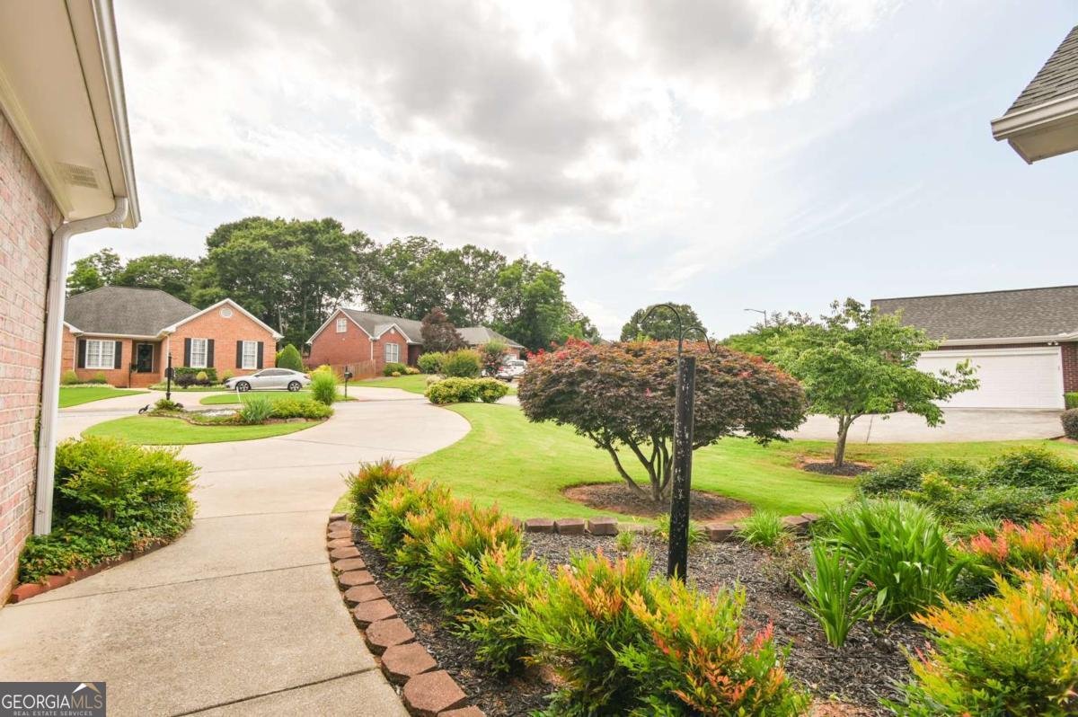 645 Saint Ives Drive Athens - Photo 15