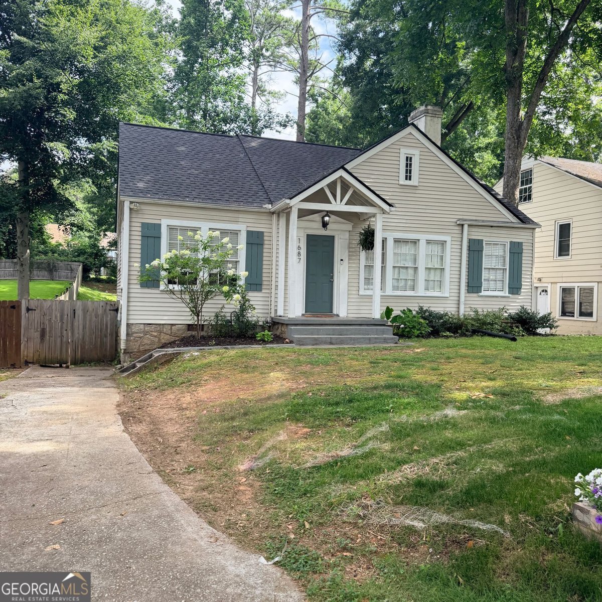 1687 Richland Road Atlanta - main photo