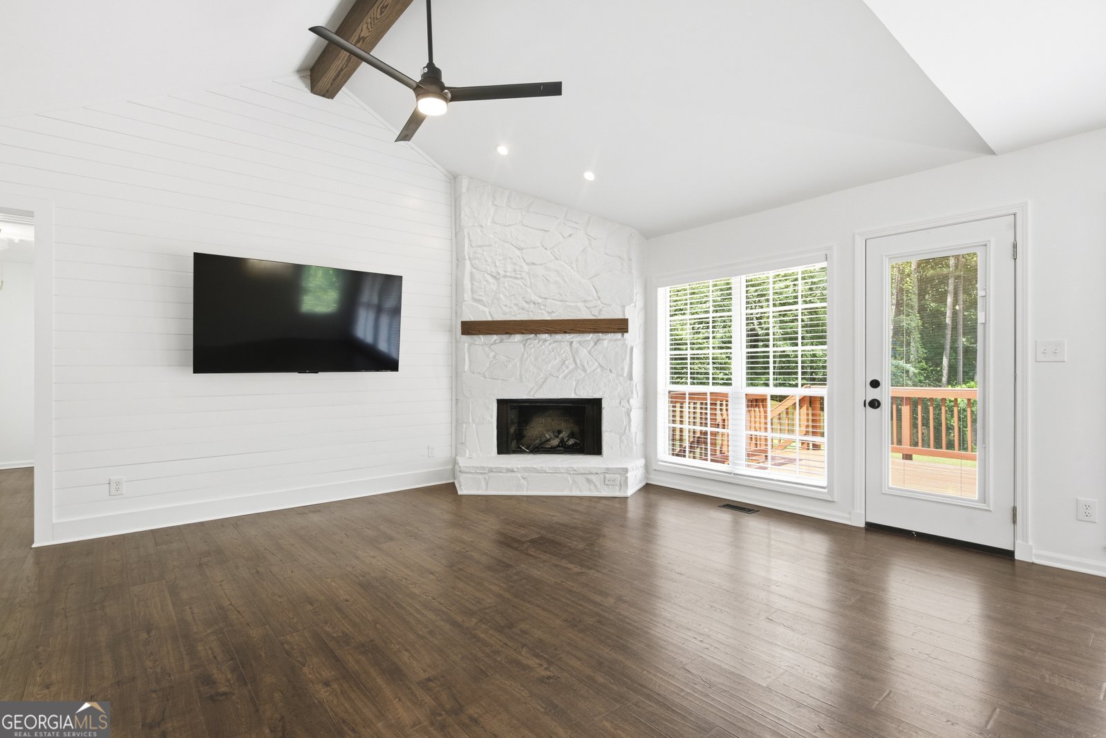 6014 Lake Lanier Heights Road Buford - Photo 7