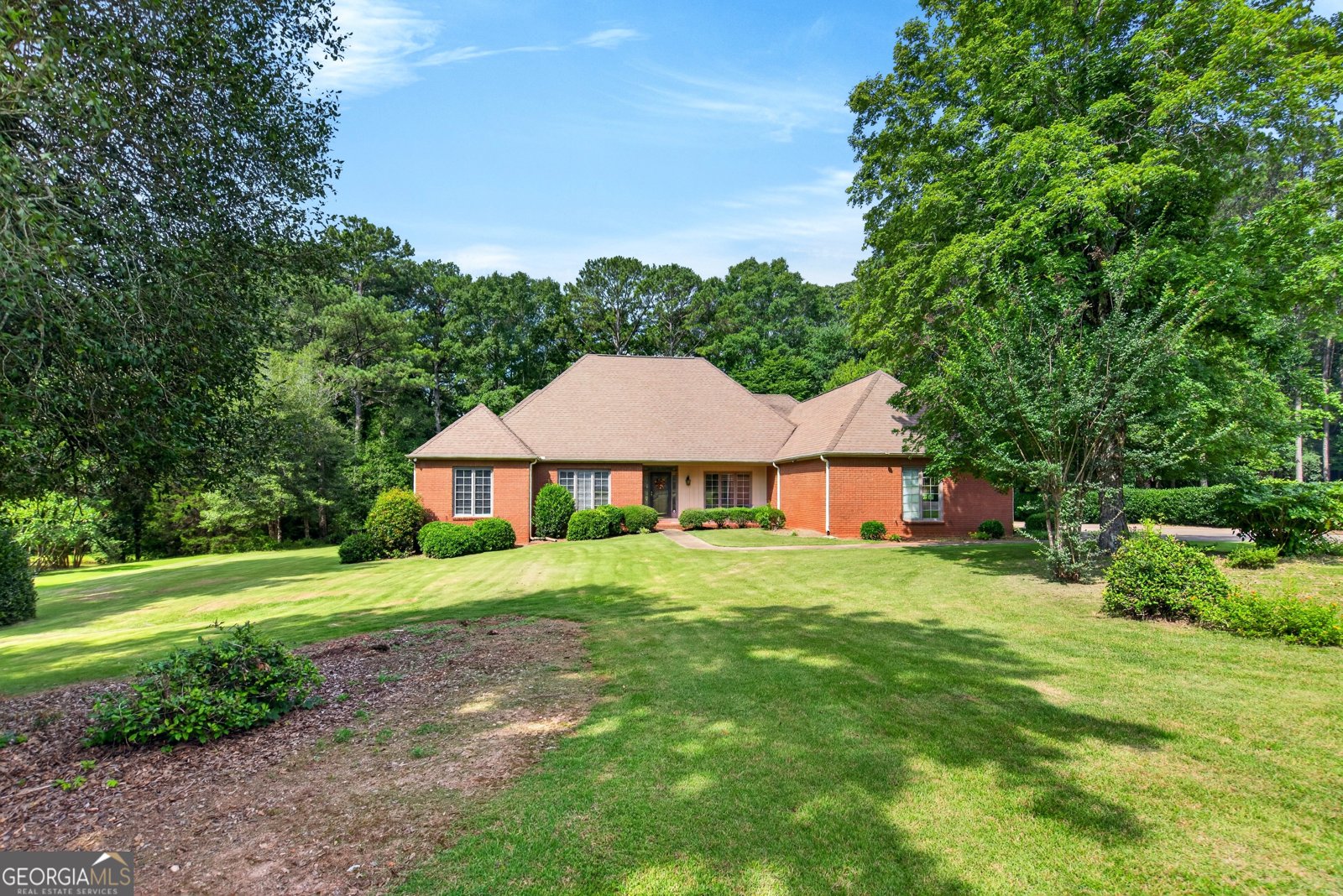 413 Ashford Circle Lagrange - main photo