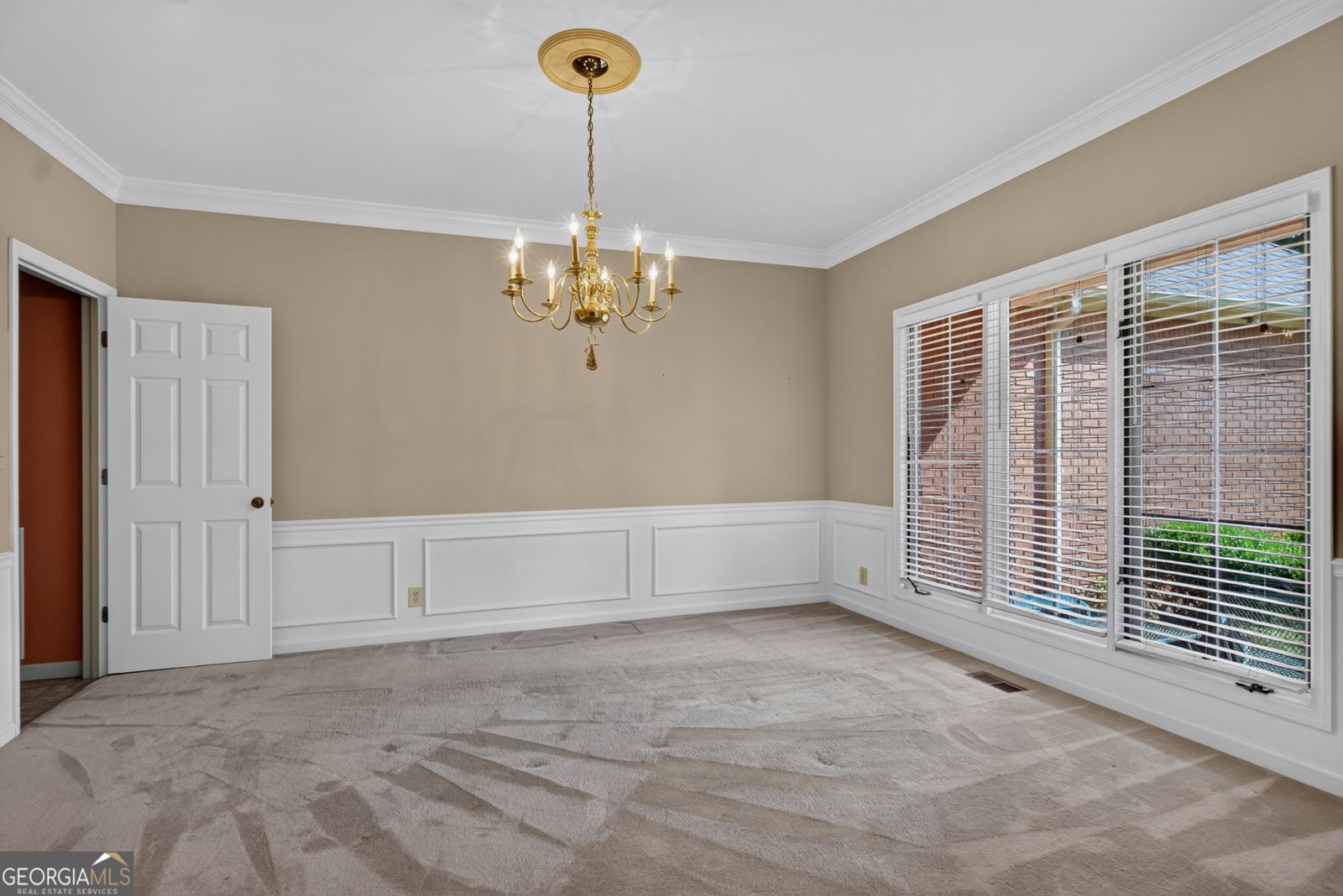 413 Ashford Circle Lagrange - Photo 8