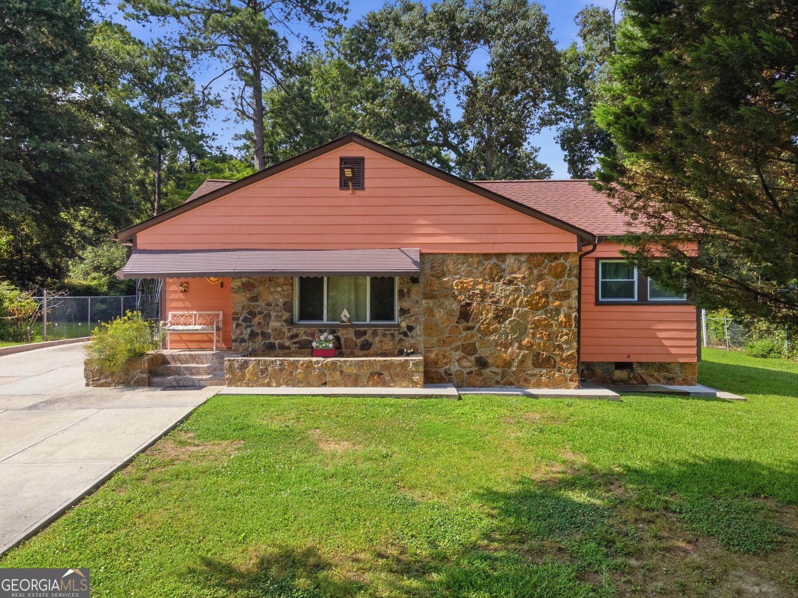 318 Greenwood Avenue Rome - main photo