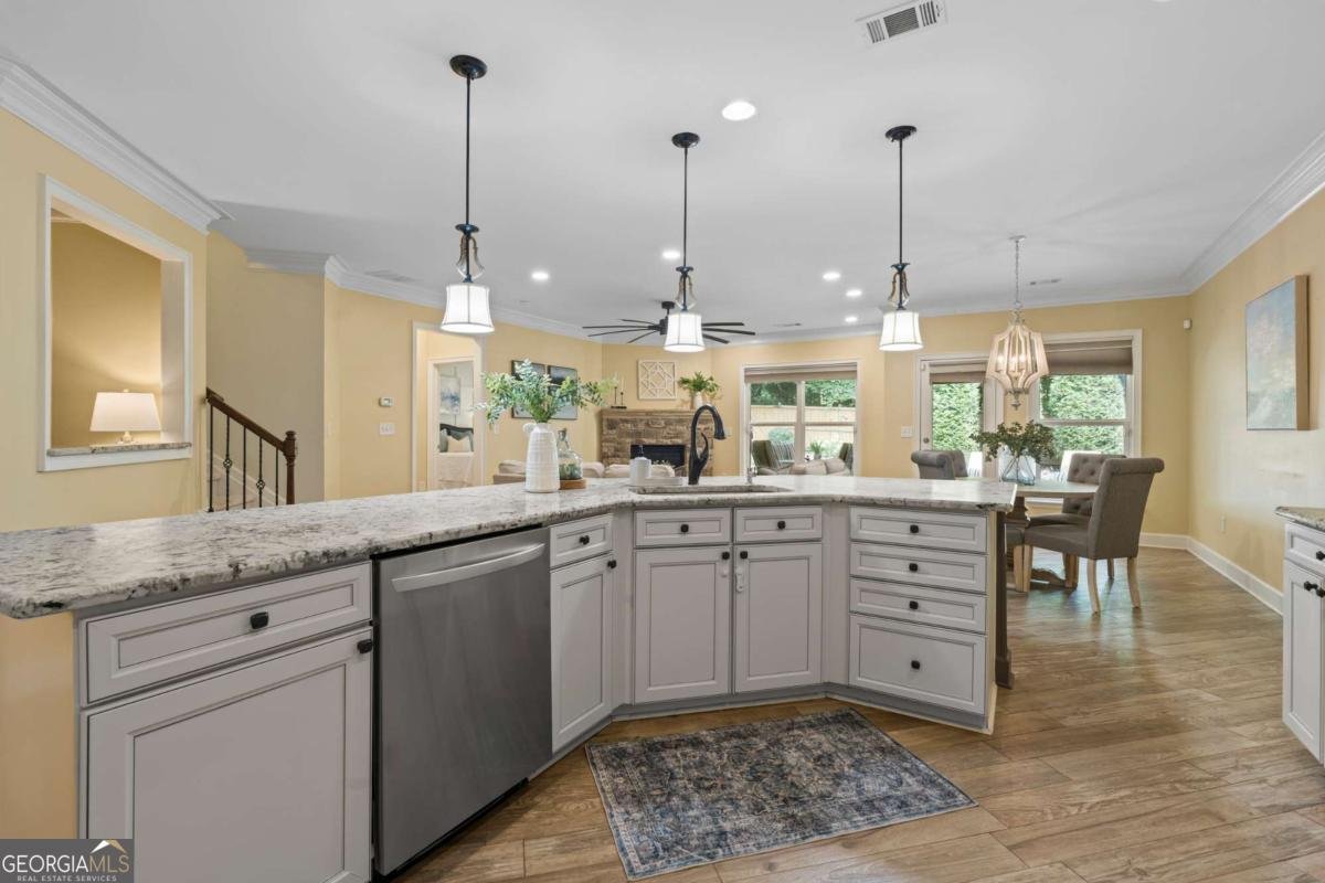 732 Lorimore Pass Canton - Photo 8