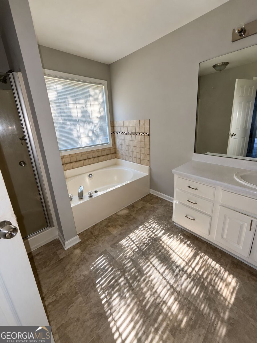 253 Roberts Trail Locust Grove - Photo 8