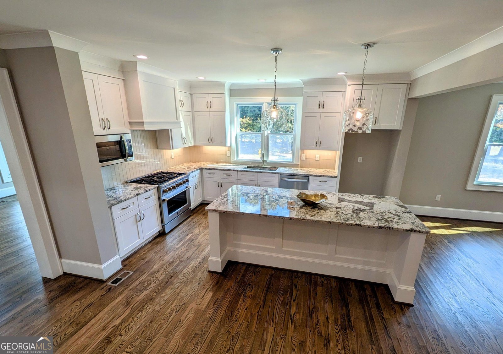 8239 High Lake Terrace Covington - Photo 10