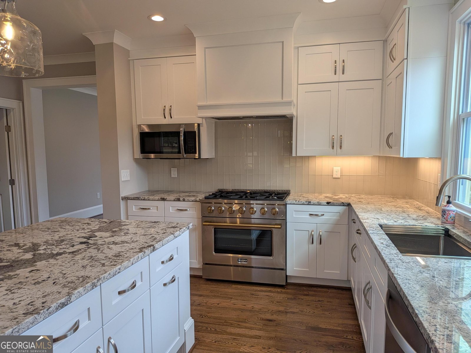 8239 High Lake Terrace Covington - Photo 12