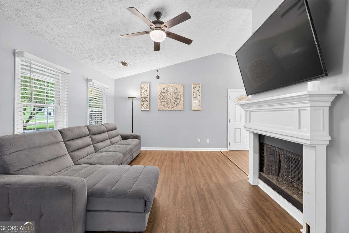3735 Creekwood Drive Loganville - Photo 12