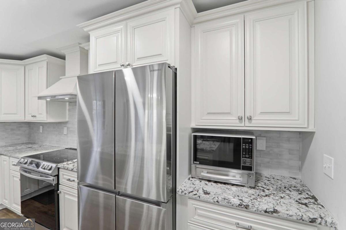 2037 Stoneleigh Drive Stone Mountain - Photo 11