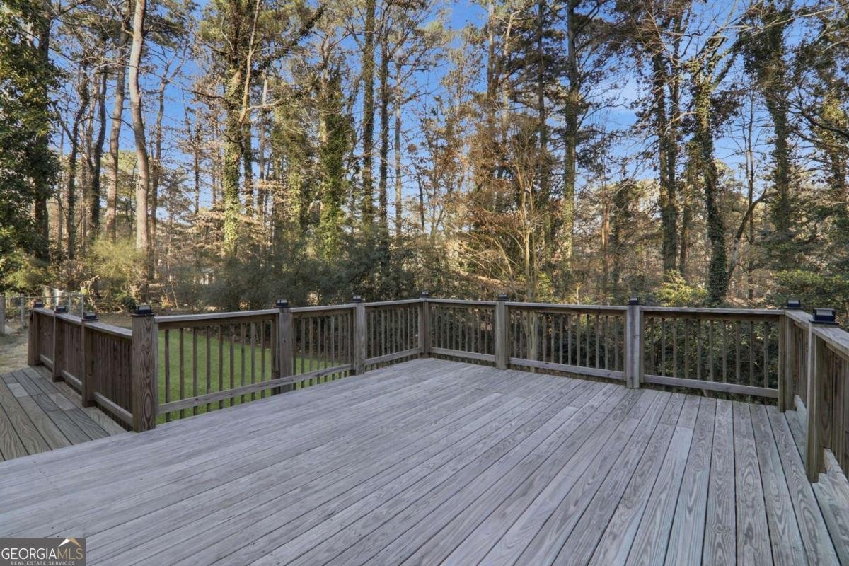 2037 Stoneleigh Drive Stone Mountain - Photo 31