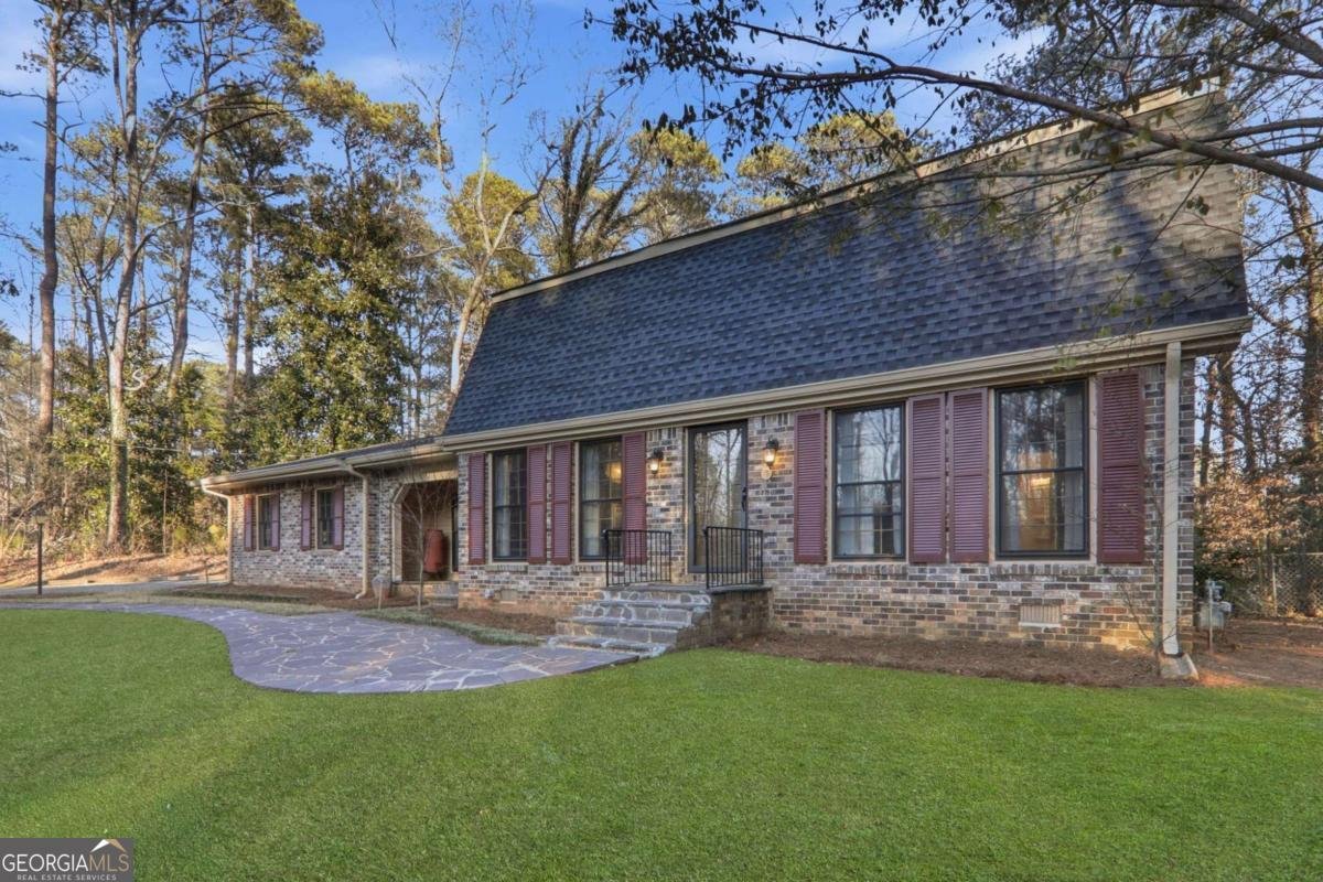 2037 Stoneleigh Drive Stone Mountain - Photo 47