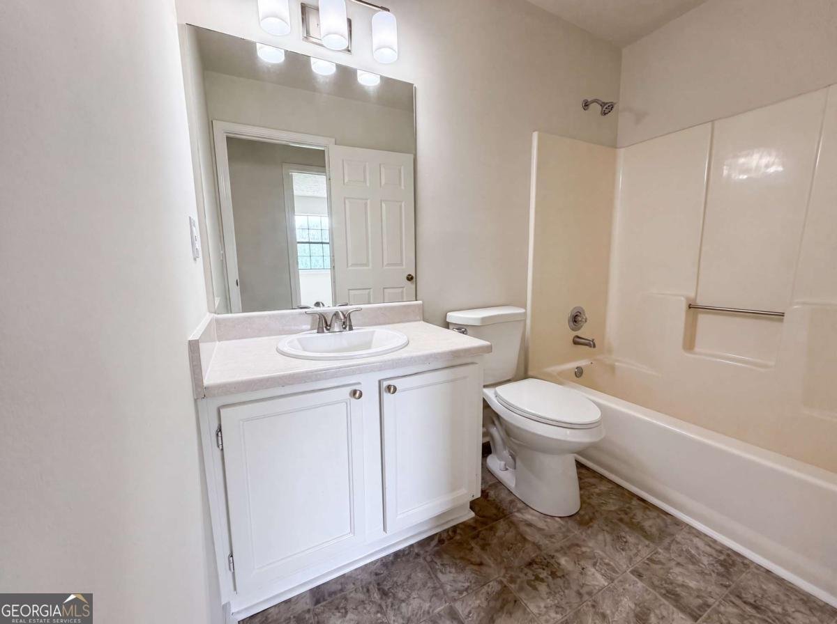 2021 Raymonds Drive Loganville - Photo 17