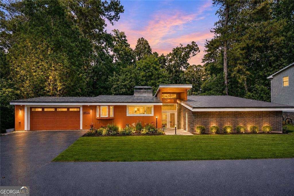 1989 N Ridgeway Atlanta - main photo