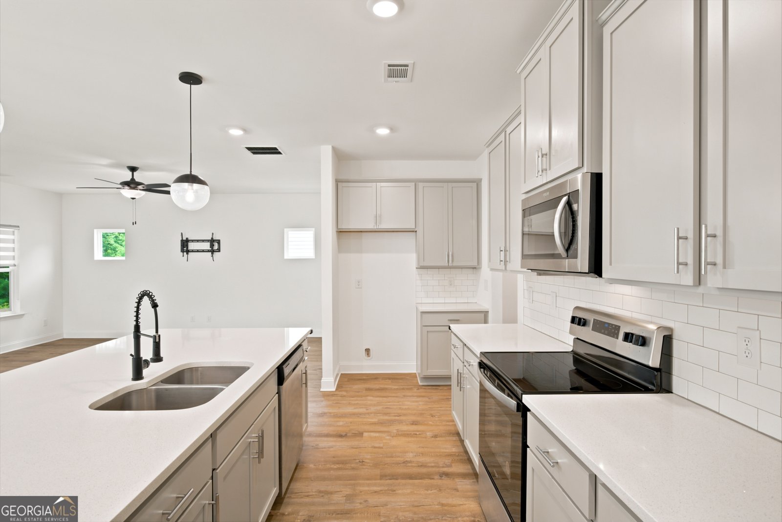 2965 Vinca Drive Buford - Photo 10