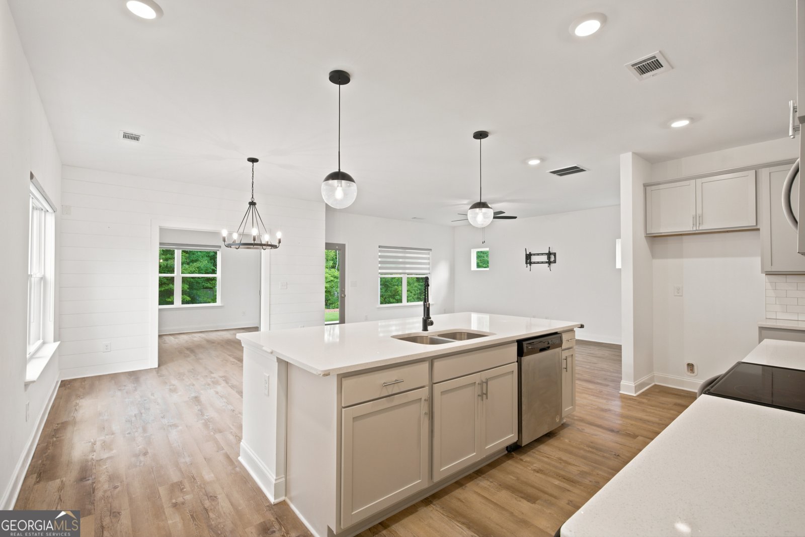 2965 Vinca Drive Buford - Photo 9