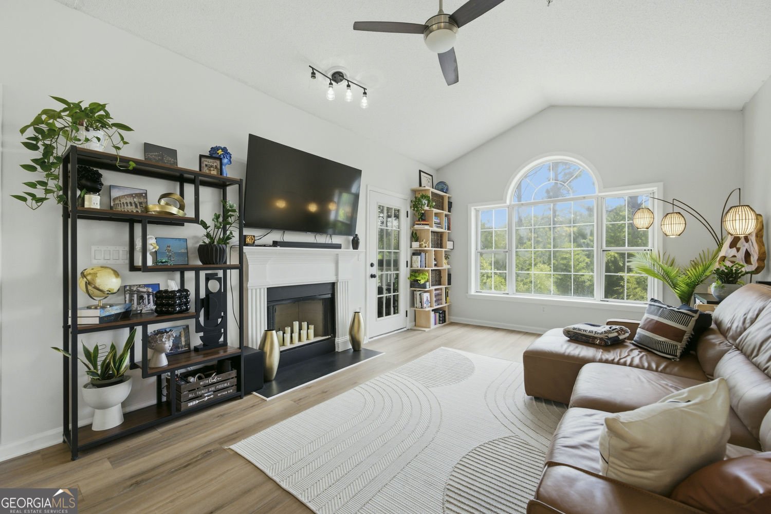 610 Vinings Forest Court smyrna - Photo 7