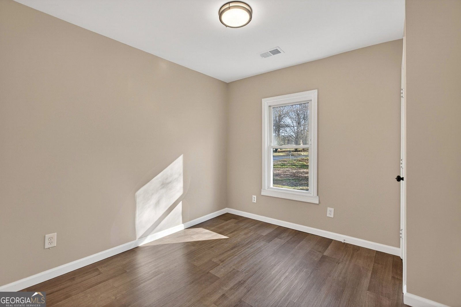 562 Highland Avenue Summerville - Photo 16