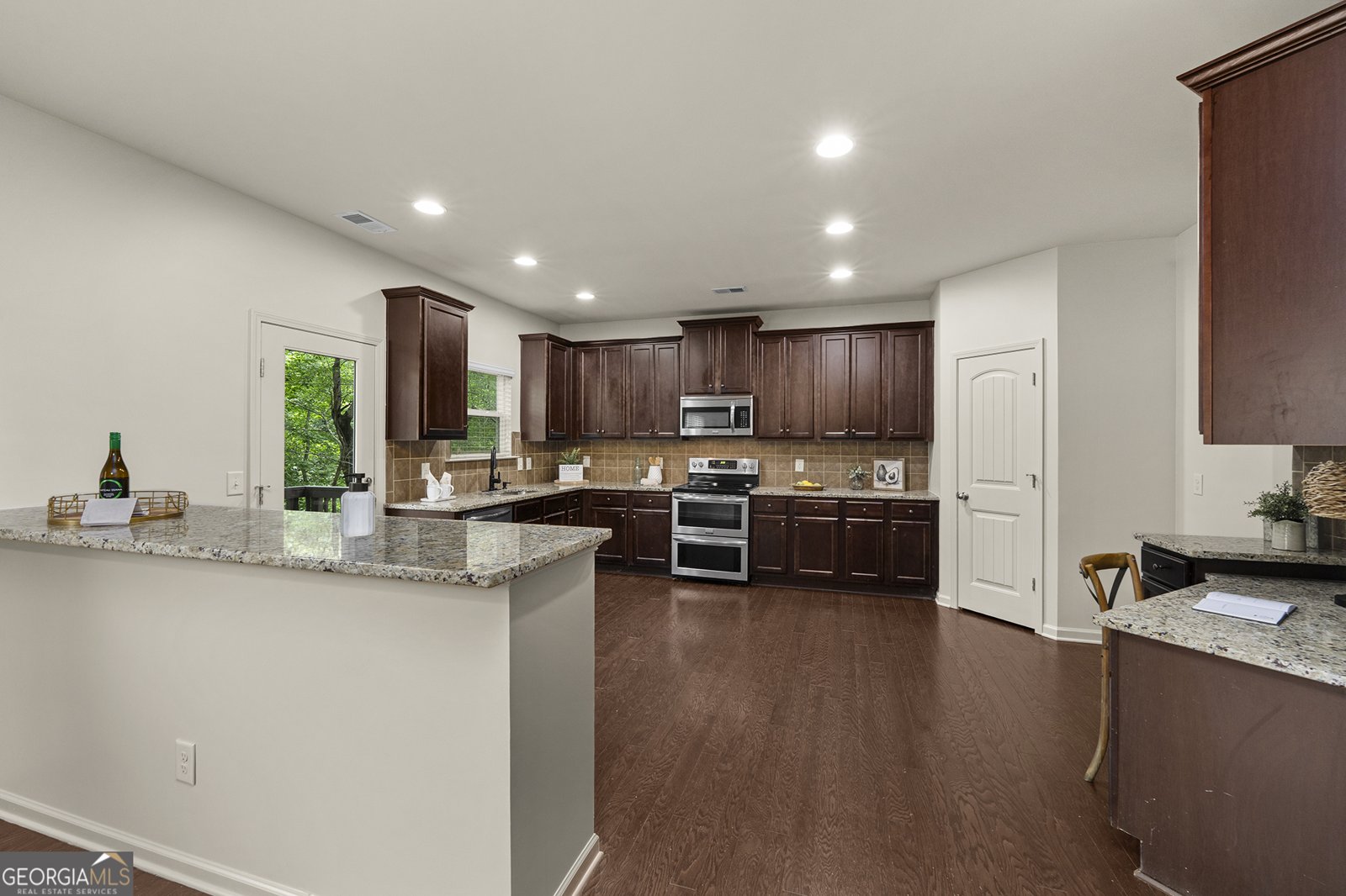 111 Cessna Drive Canton - Photo 14