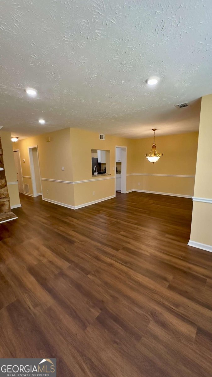 1051 Mariners Court Stone Mountain - Photo 11