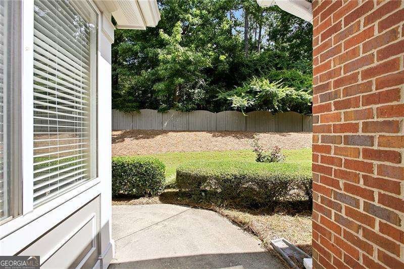 908 Burnt Hickory Circle Marietta - Photo 11
