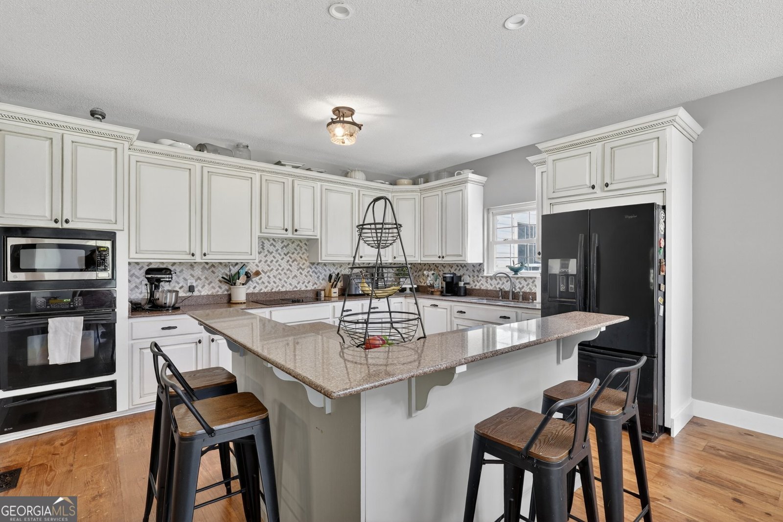 300 Johnson Drive Sylvania - Photo 8