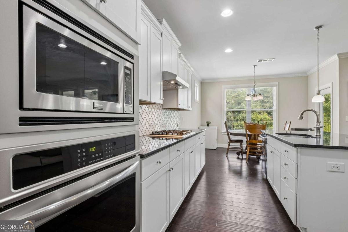 7110 Sailaway Drive Flowery Branch - Photo 11