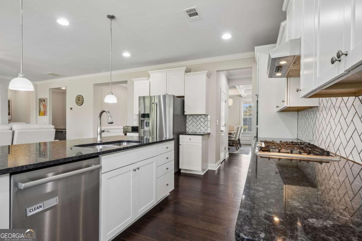 7110 Sailaway Drive Flowery Branch - Photo 13