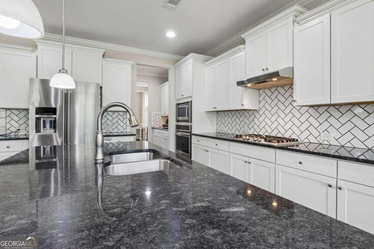 7110 Sailaway Drive Flowery Branch - Photo 18