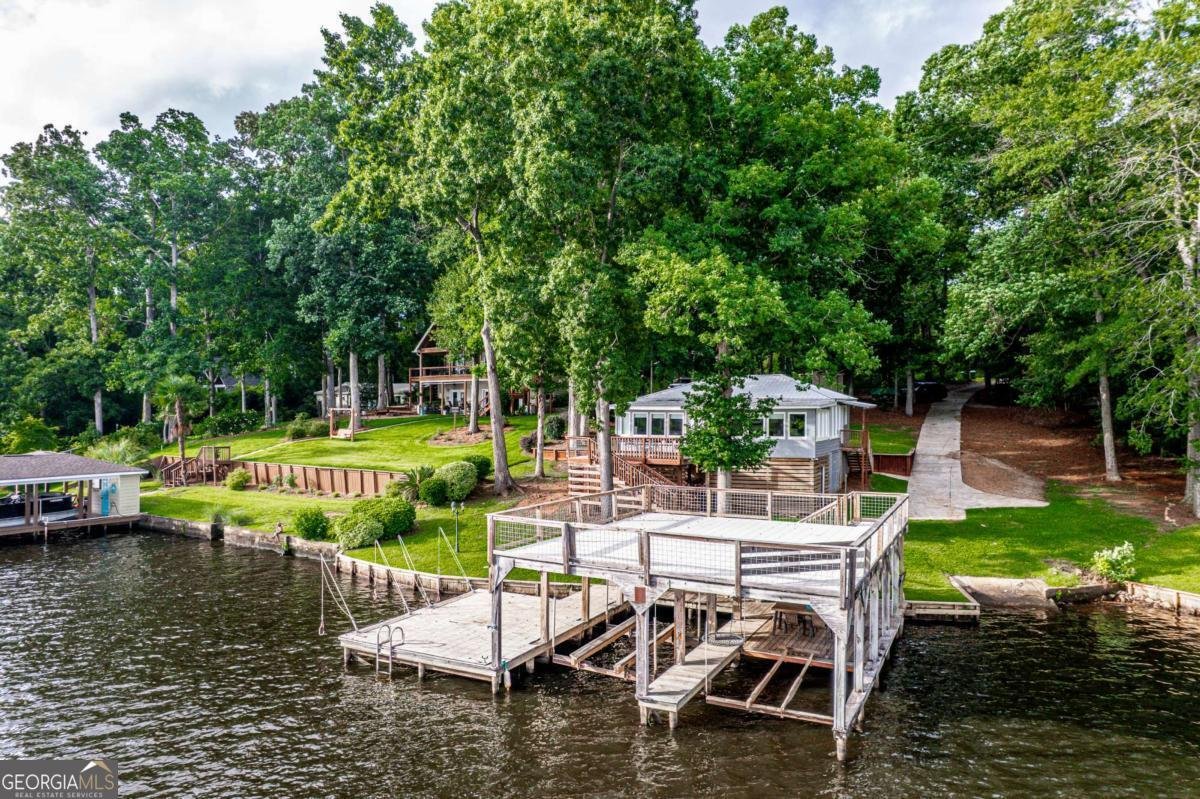 281 Thomas Drive Eatonton - main photo