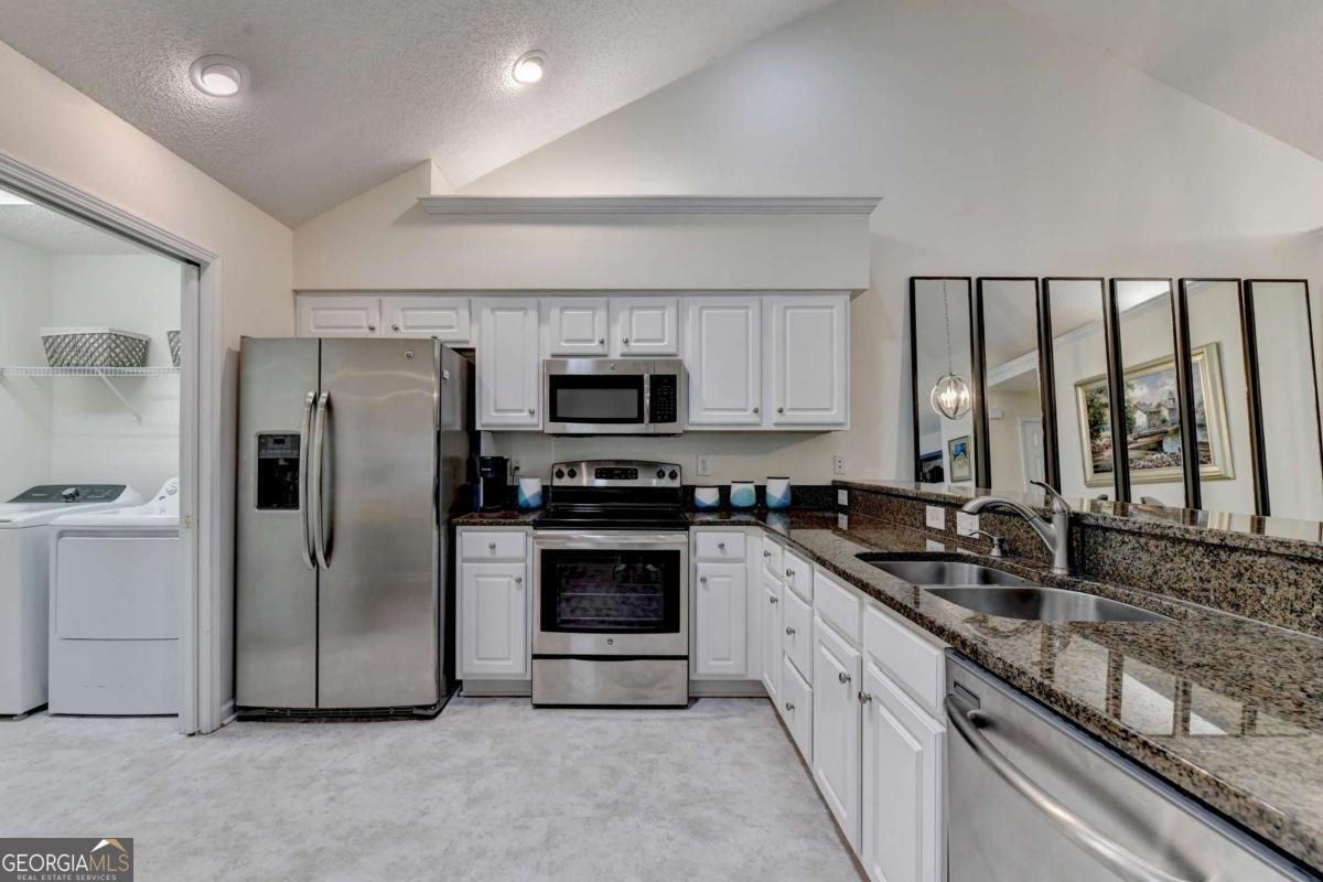 3097 Oakside Circle Alpharetta - Photo 13