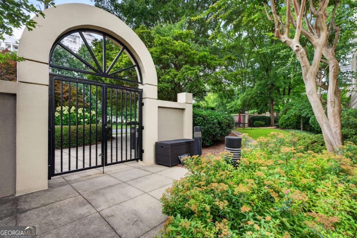 2499 Peachtree Road Atlanta - Photo 37