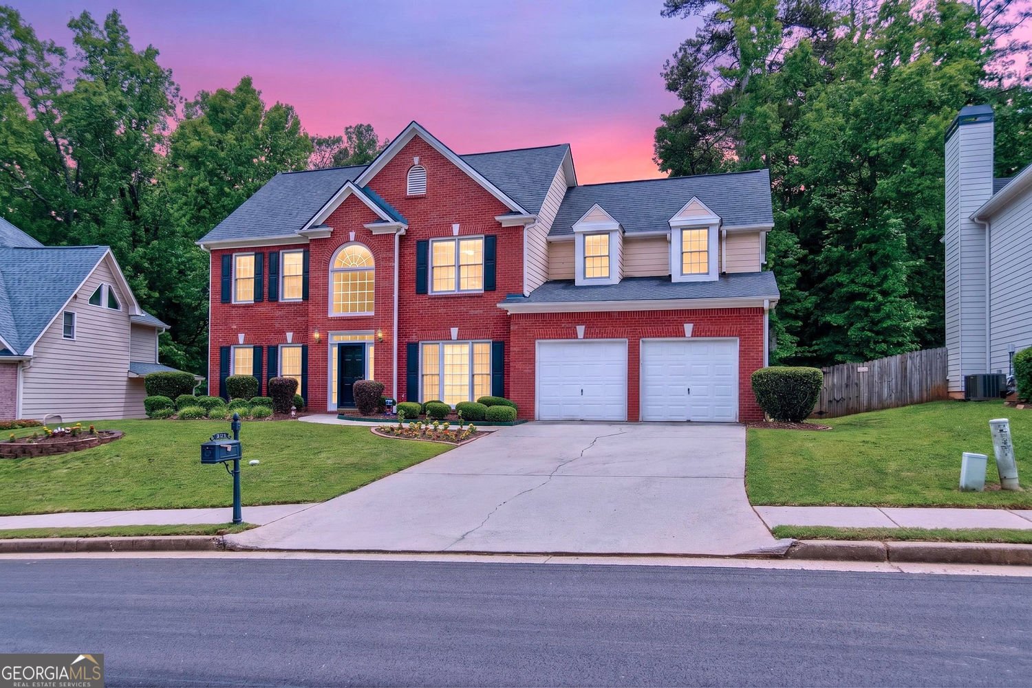 632 Oakview Trail Stone Mountain - main photo