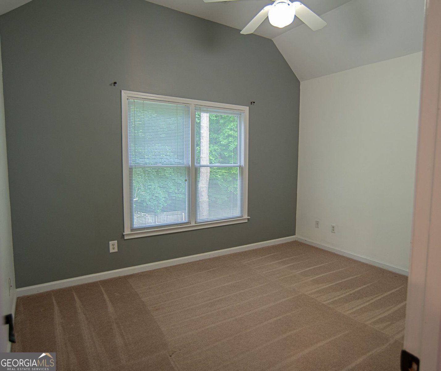 632 Oakview Trail Stone Mountain - Photo 18