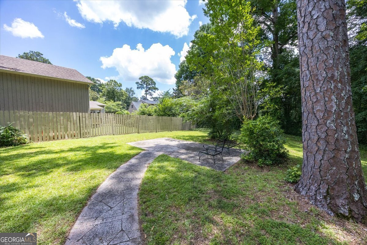 3240 Lousie Place macon - Photo 24