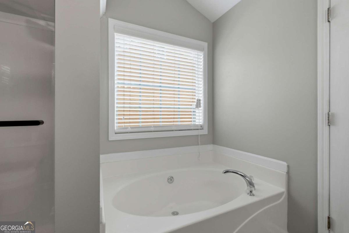 2323 Crimson Creek Lane Snellville - Photo 18