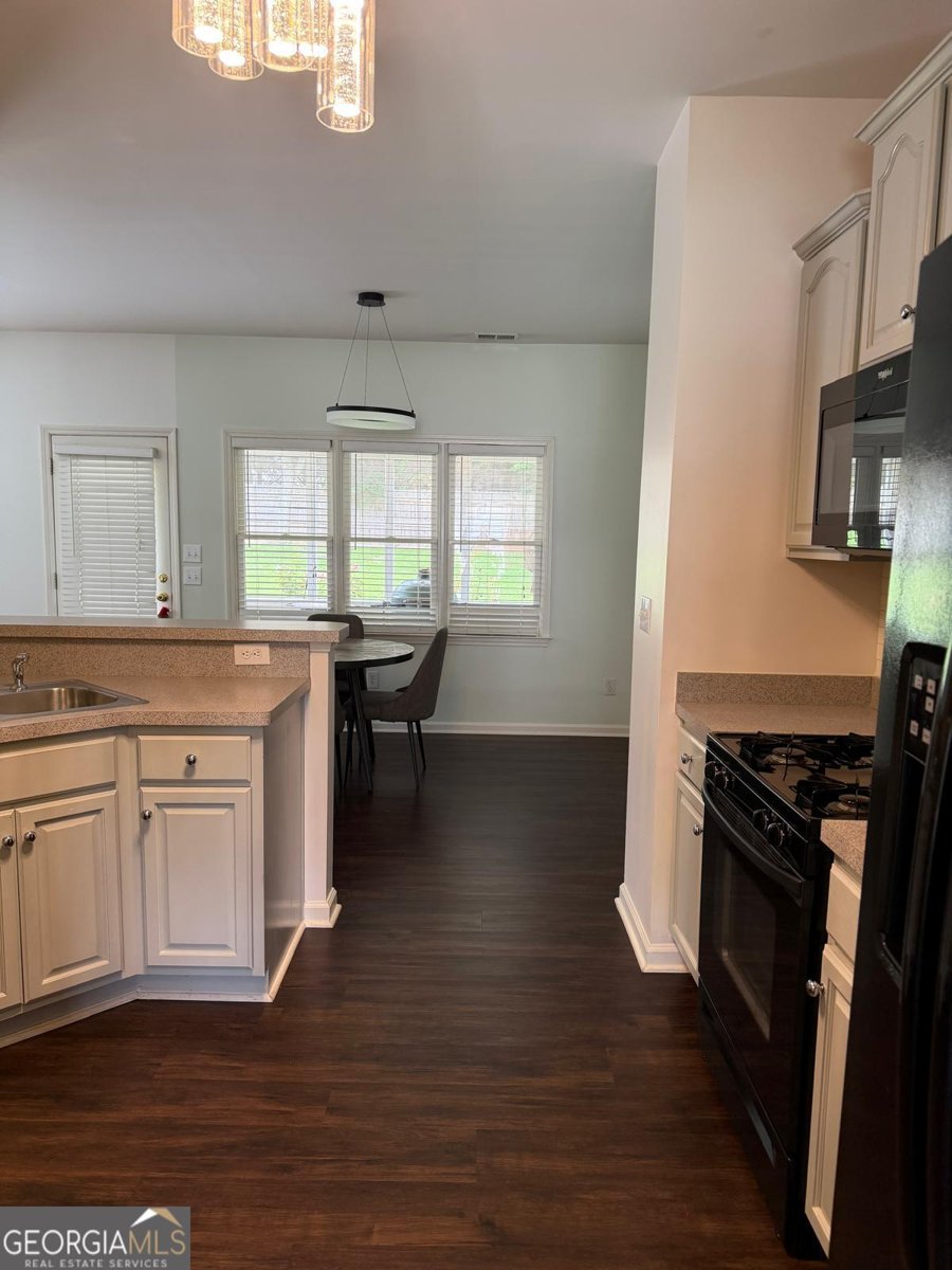 7140 Weatherford Drive Powder Springs - Photo 7