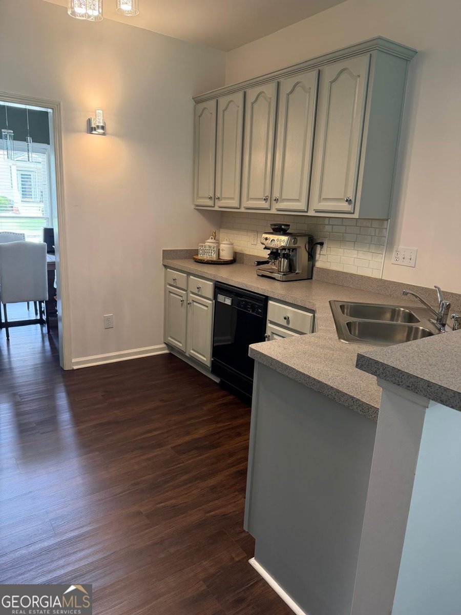 7140 Weatherford Drive Powder Springs - Photo 8