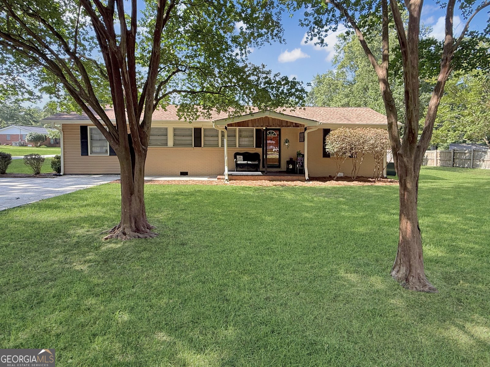 115 Tyus Street Barnesville - main photo