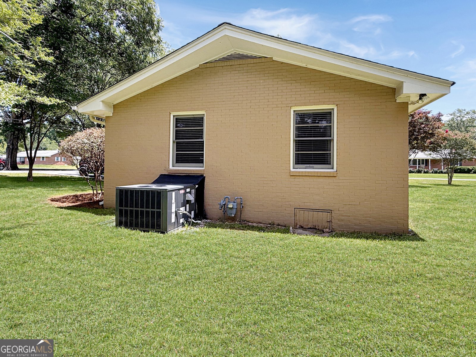 115 Tyus Street Barnesville - Photo 19