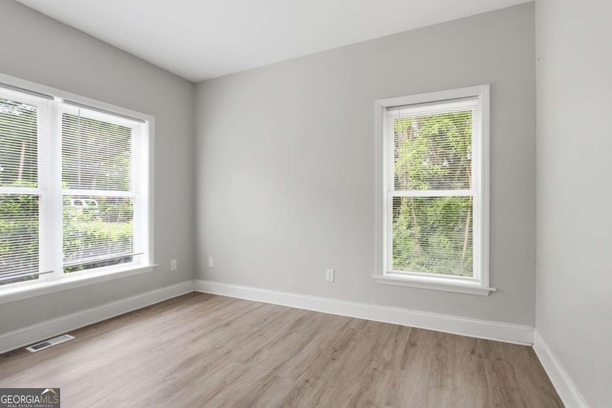 562 Woodlawn Avenue Atlanta - Photo 14