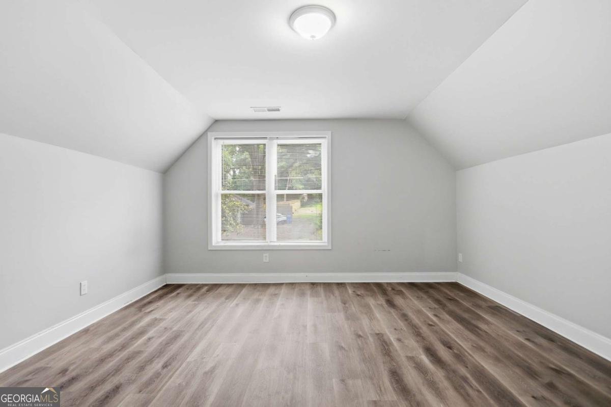 562 Woodlawn Avenue Atlanta - Photo 19