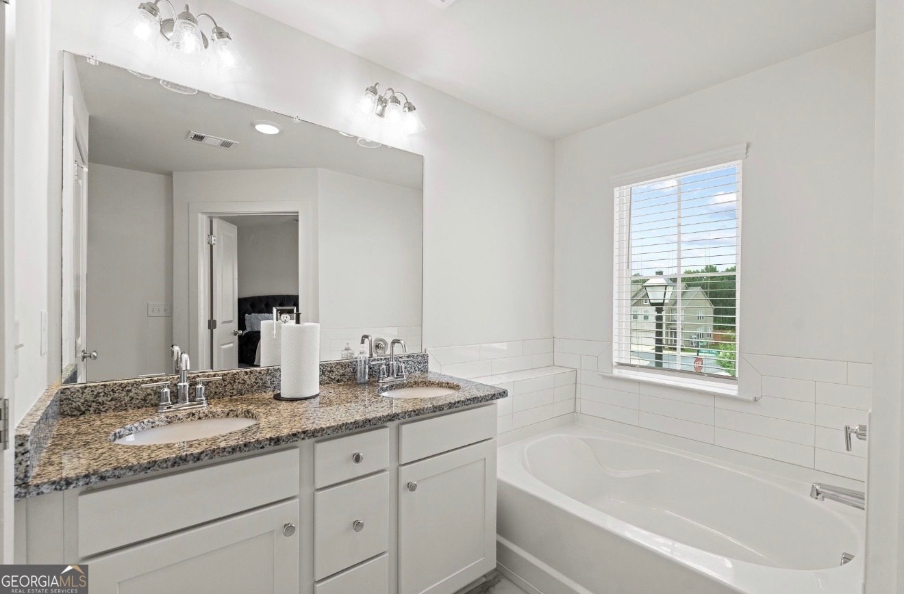 7651 Squire Court Fairburn - Photo 16