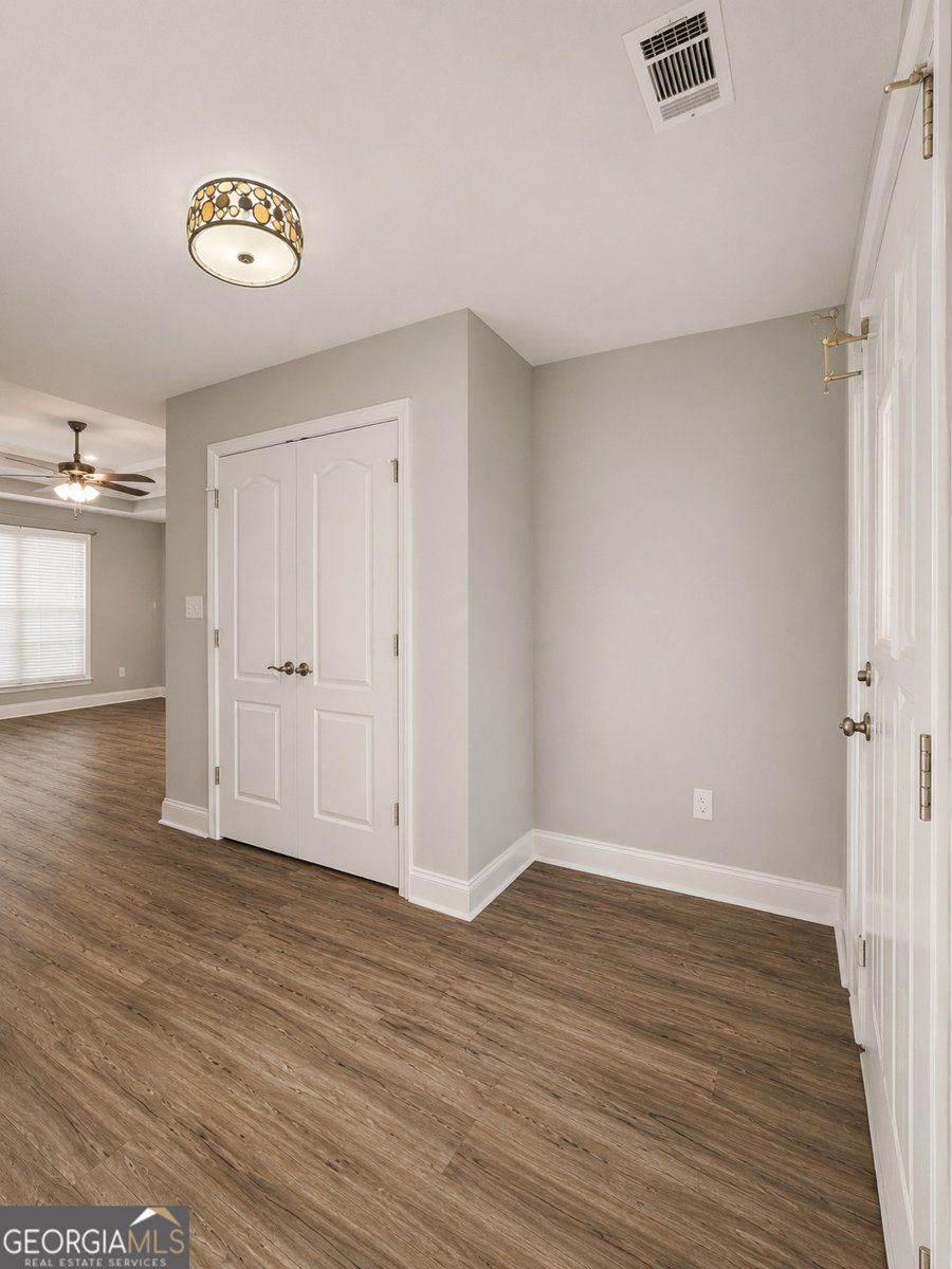 308 Lamplight Drive Byron - Photo 7