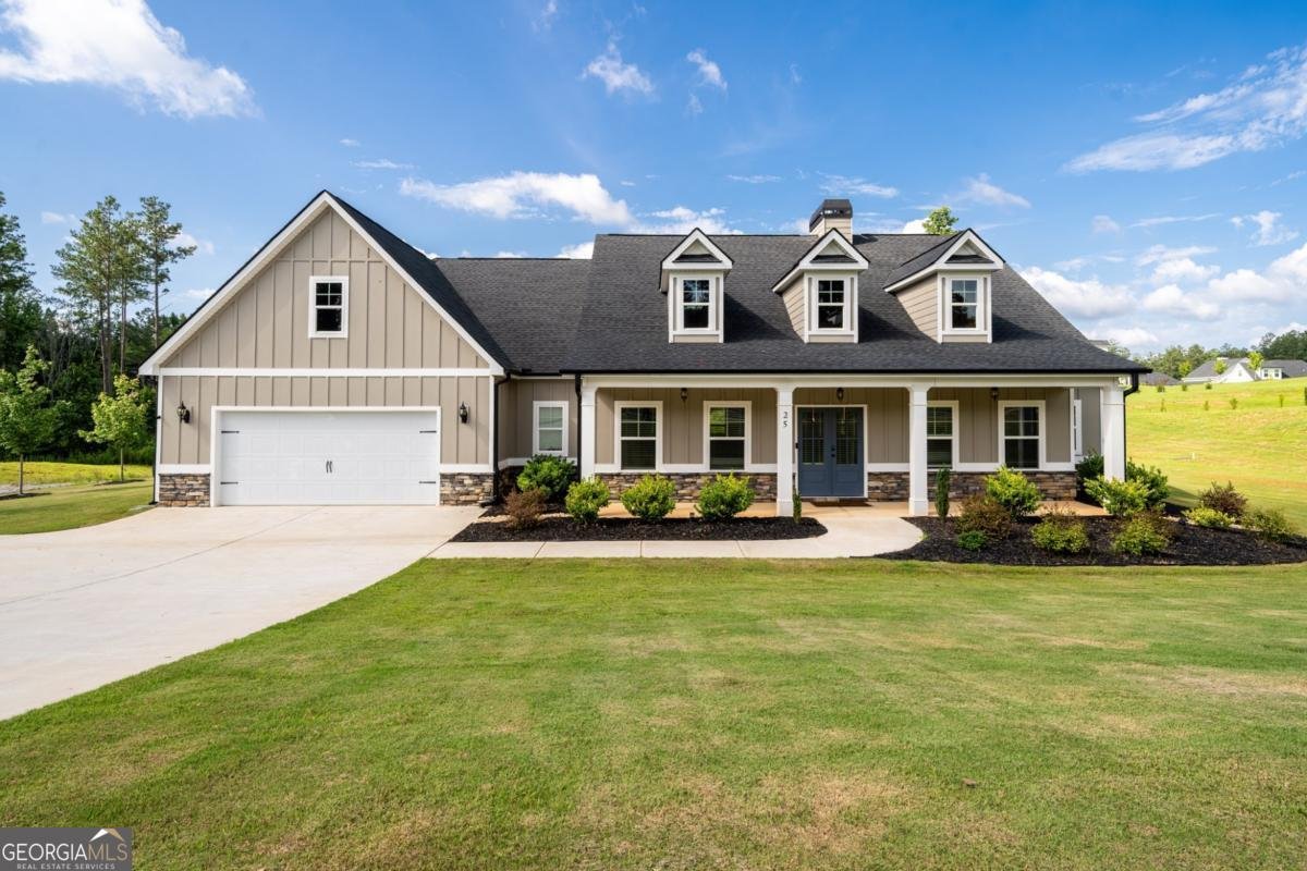 25 Harmon Court Newnan - main photo