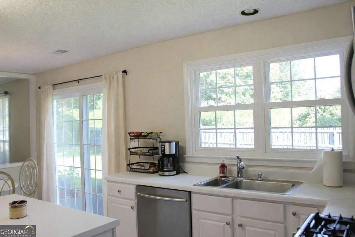 660 Glenbarrett Court Marietta - Photo 12
