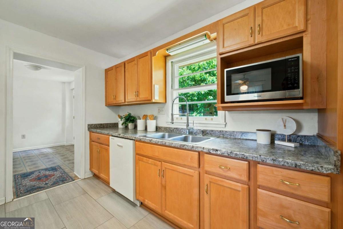 3576 Lakeshore Drive Smyrna - Photo 11