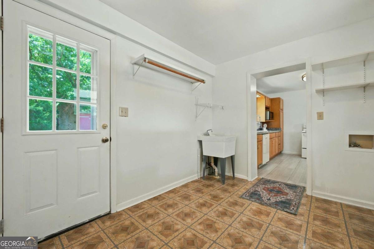3576 Lakeshore Drive Smyrna - Photo 12