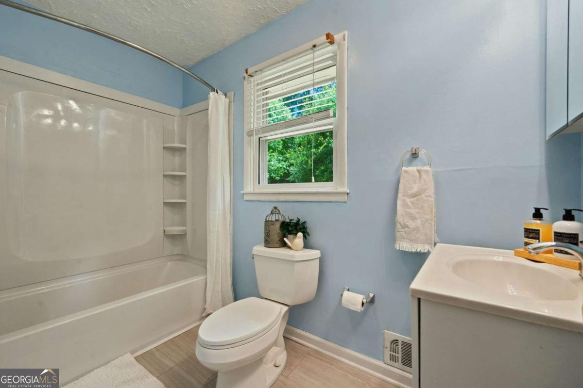 3576 Lakeshore Drive Smyrna - Photo 16